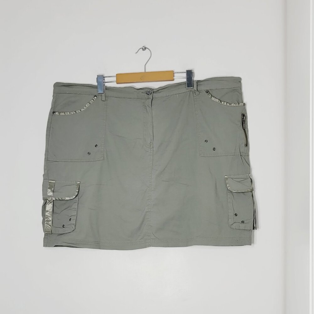 Claire France Army Green 98% Cotton Cargo Mini Shorts Pocket Y2K Plus Size 20